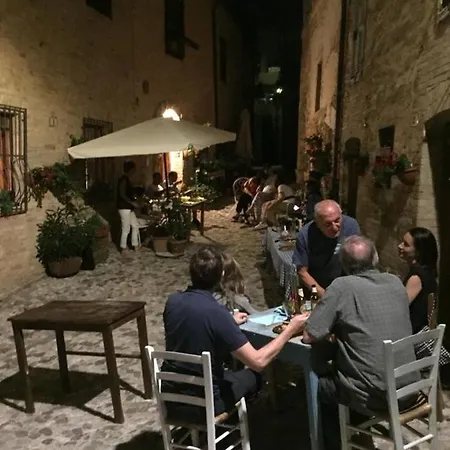 Frühstückspension Casannunziata - Con 2 No Cucina 3*
